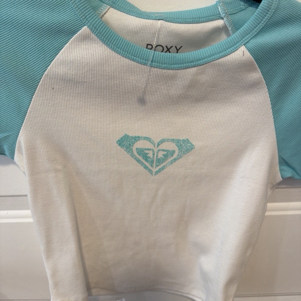 NWT Roxy Y2K Style Ribbed Graphic Raglan Baby Tee - White & Aqua Blu NWT Roxy Y2K Style Ribbed Graphic Raglan Baby Tee - White & Aqua Blu