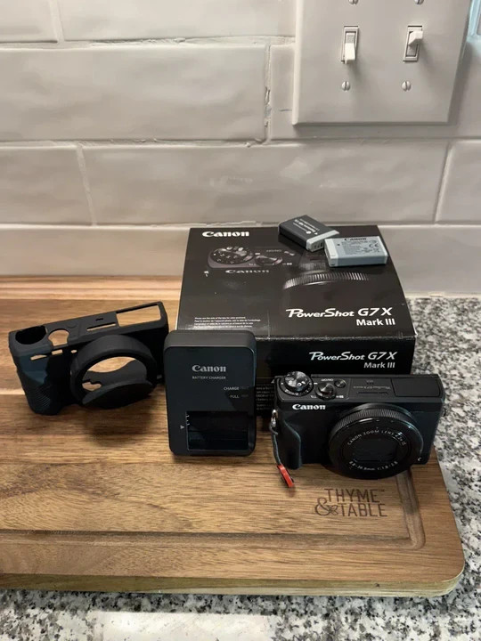 Canon PowerShot G7 X Mark III  - Black w/ Accessories \'\'Rеаd dеѕсriрtiоn\'\'
