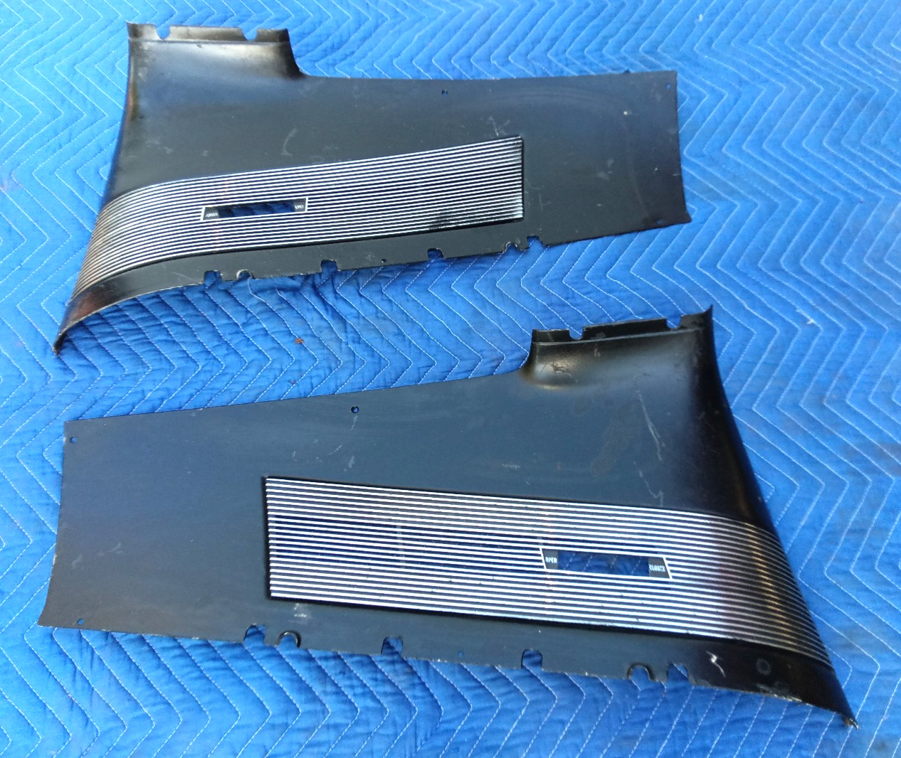 1967 1968 Ford Mustang Fastback Interior Roof Vent Sail Panels 1967 1968 Ford Mustang Fastback Interior Roof Vent Sail Panels