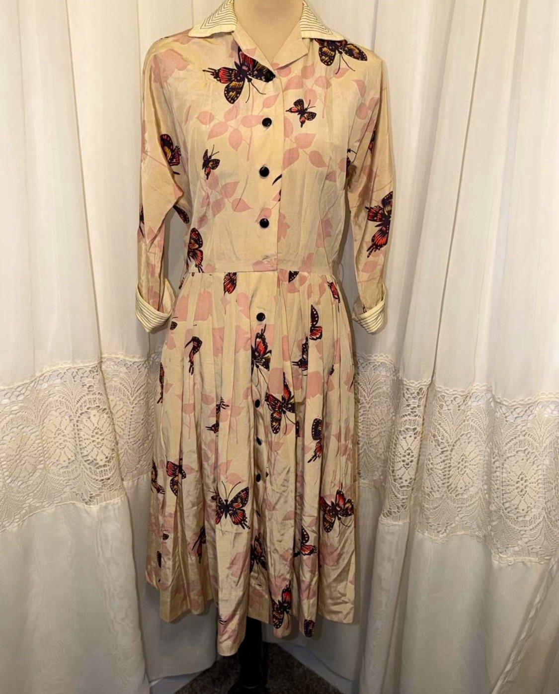 Vintage 1960’s Gail Whitney Shirtwaist Day Dress