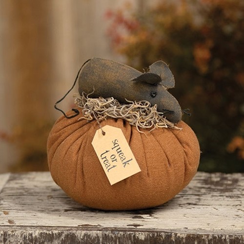 Fall Primitive Rustic Aged Grungy HALLOWEEN PUMPKIN WITH MOUSE DOLL Figure Fall Primitive Rustic Aged Grungy HALLOWEEN PUMPKIN WITH MOUSE DOLL Figure