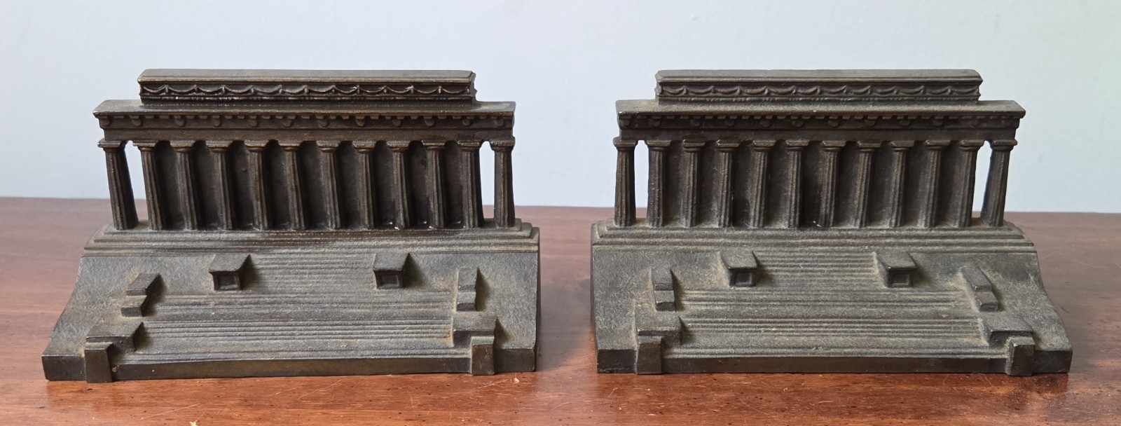 Vintage B&H Bradley & Hubbard Lincoln Memorial Cast Metal Bookends Pair USA