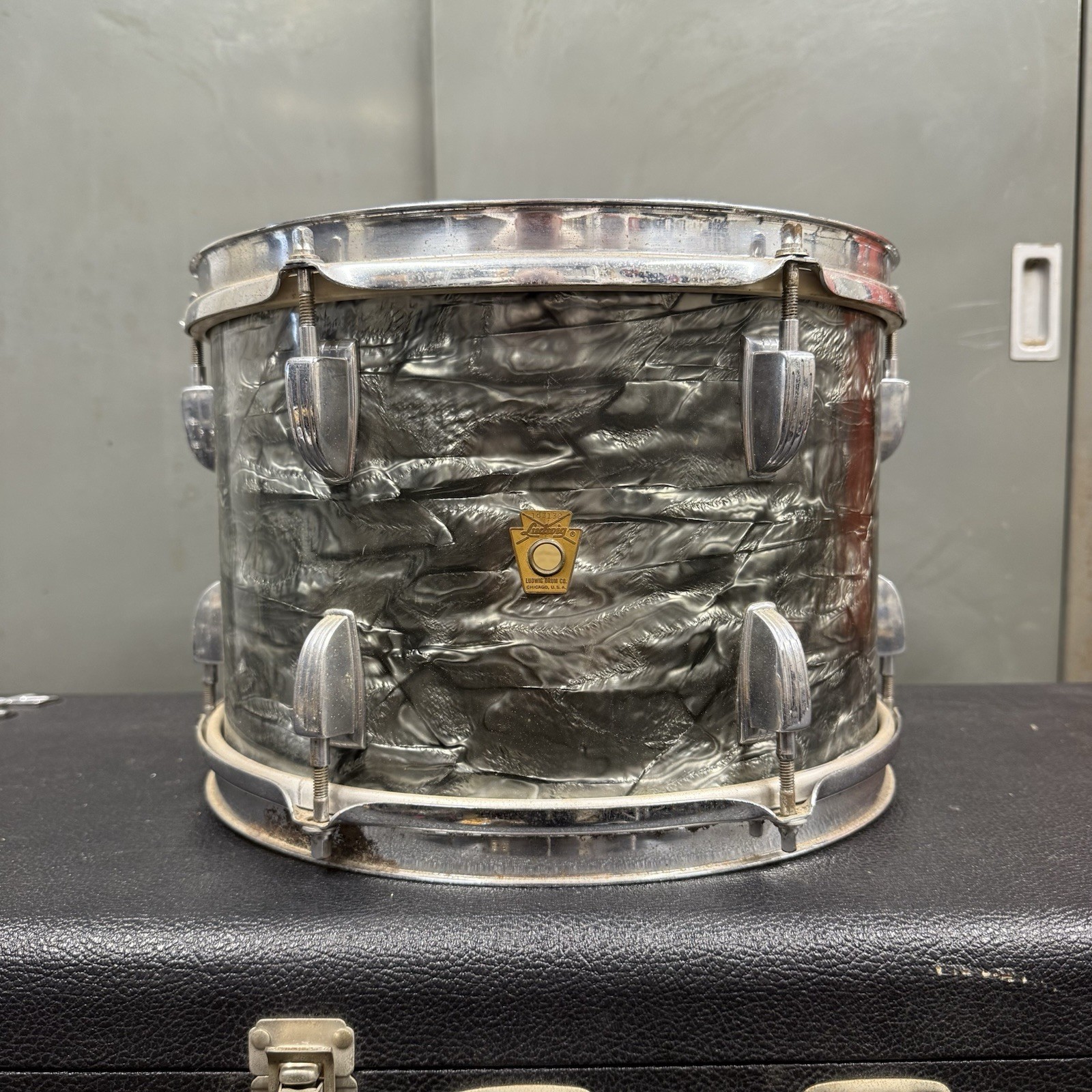 Vintage Ludwig Tom 12x8 Sky Blue Pearl 1960's Keystone Badge Orphan Solo Project Vintage Ludwig Tom 12x8 Sky Blue Pearl 1960's Keystone Badge Orphan Solo Project