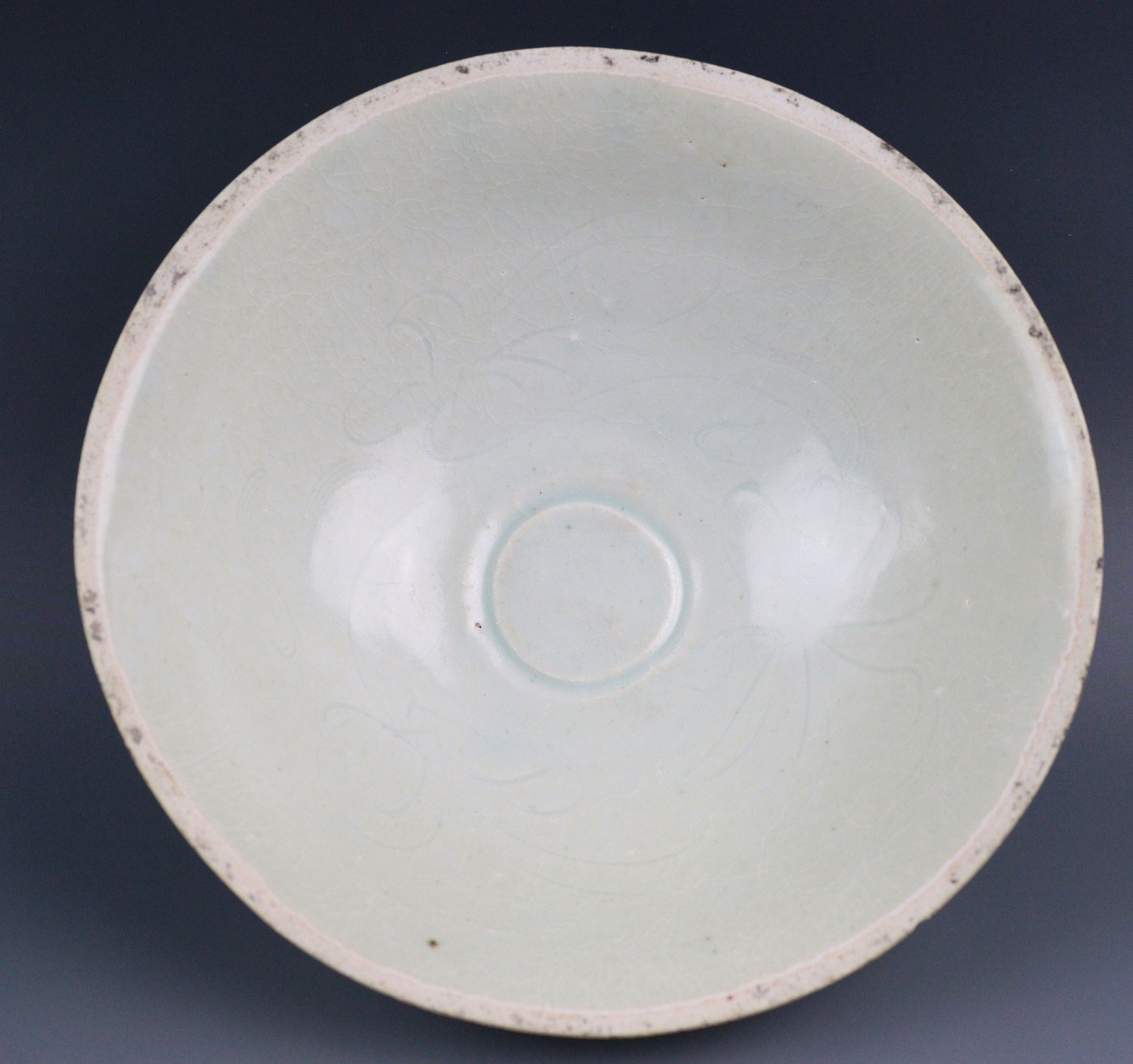 Chinese 13-14th C. Song-Yuan Qingbai carved bowl 7.25\
