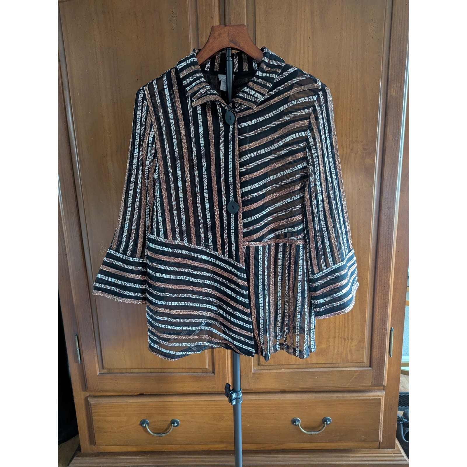 Chico’s Travelers Mesh Stripe Jacket Top Size 1 (8/10) Bendable Collar Band