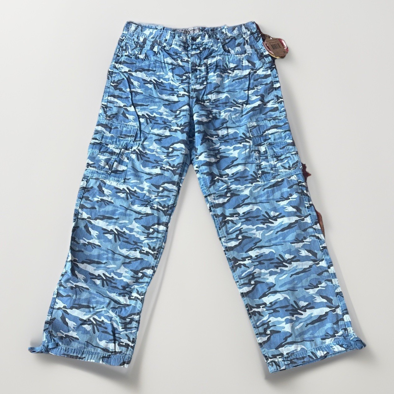 Rocawear Men’s Blue Camouflage R. Philiy Long Short Cargo Style Pants Size W40 Rocawear Men’s Blue Camouflage R. Philiy Long Short Cargo Style Pants Size W40