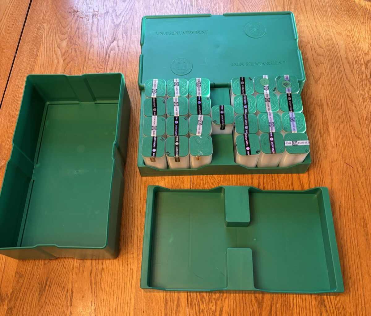SILVER EAGLE US MINT MONSTER BOX, TRAYS, TUBES, *NO COINS* DISCOUNTED BULK BUYS SILVER EAGLE US MINT MONSTER BOX, TRAYS, TUBES, *NO COINS* DISCOUNTED BULK BUYS