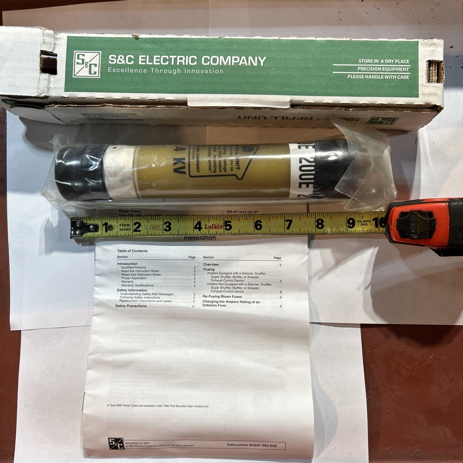 S&C Electric SM-5 Refill Unit 200E Amp Fuse 14.4kV 132300R4 feb 2021 S&C Electric SM-5 Refill Unit 200E Amp Fuse 14.4kV 132300R4 feb 2021