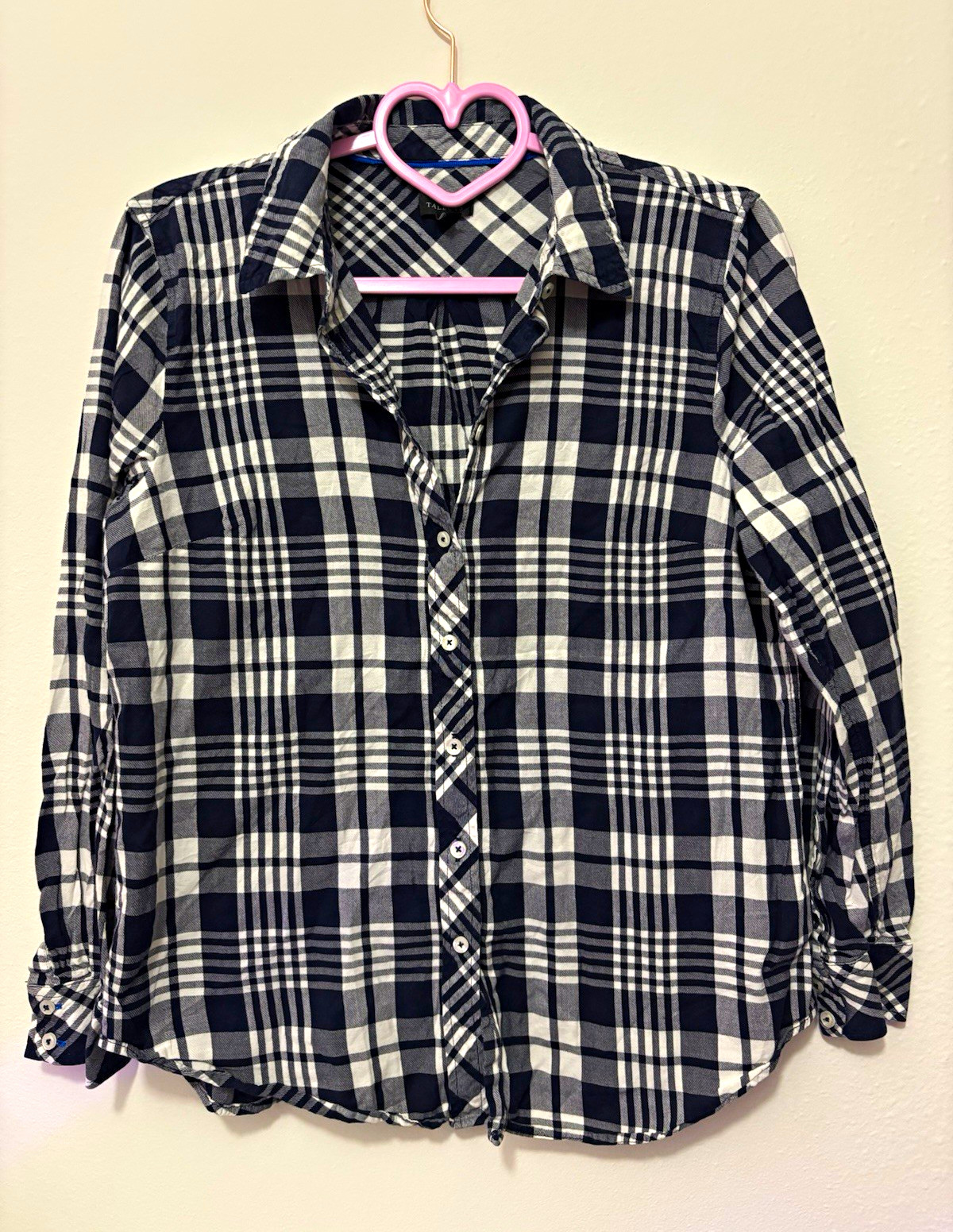Talbots Women\'s M Regular Blue White Plaid Woven Cotton Collared Button-Up Talbots Women\'s M Regular Blue White Plaid Woven Cotton Collared Button-Up