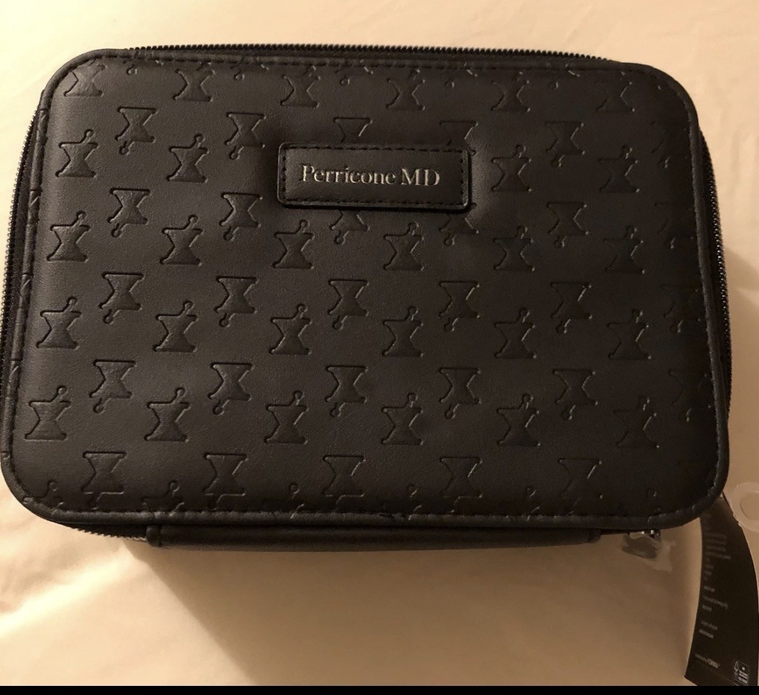 New United Polaris Studio Perricone MD Amenity Pouch Kit New United Polaris Studio Perricone MD Amenity Pouch Kit