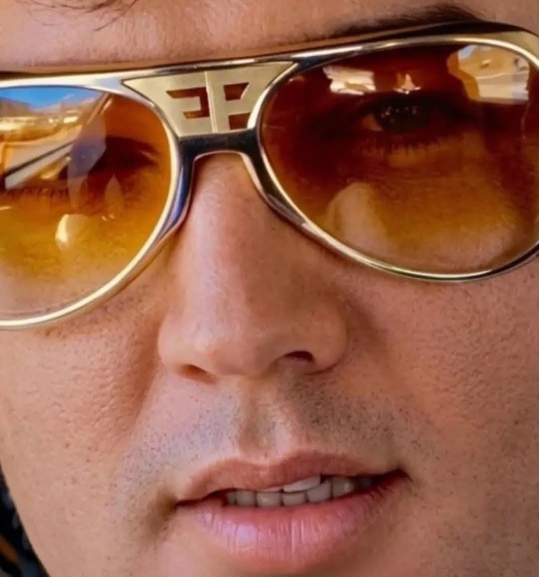 ELVIS 