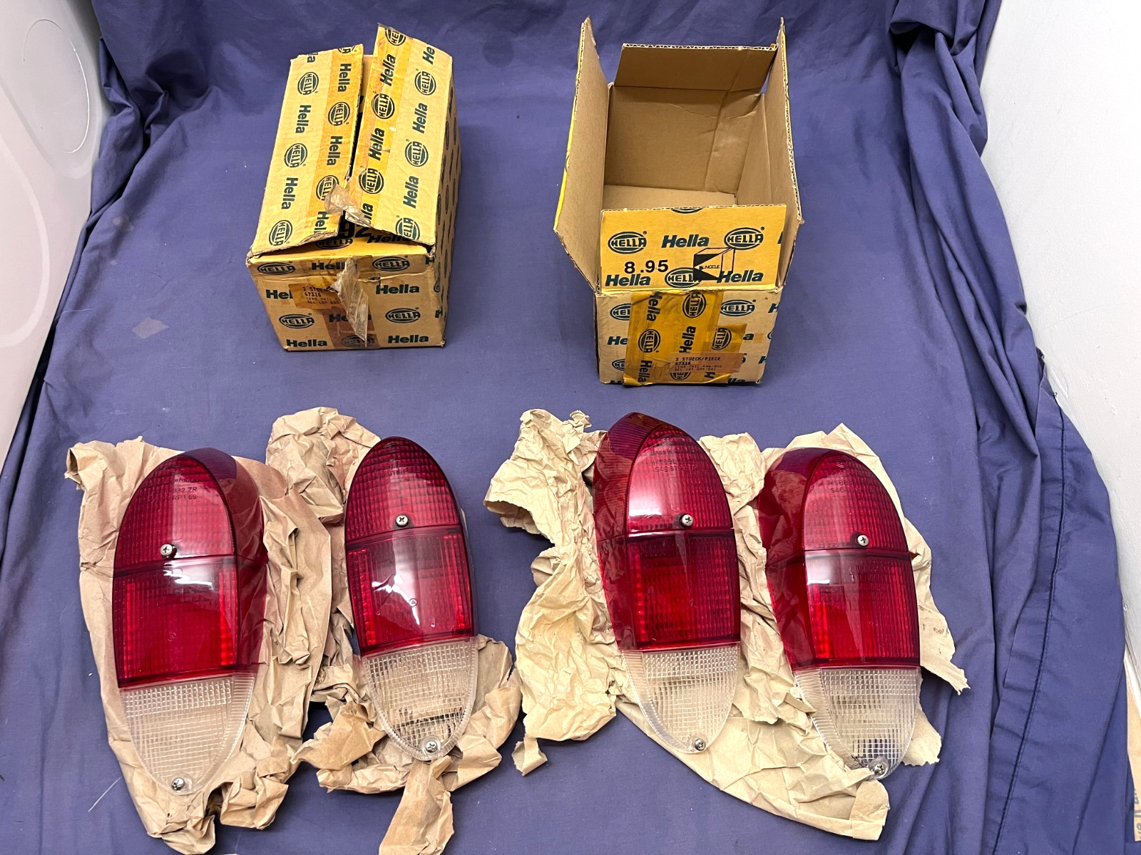 VW KARMANN GHIA TAIL LAMP LENS, 1970-1971, NOS, OEM, GERMAN, HELLA, ONE NEW PAIR
