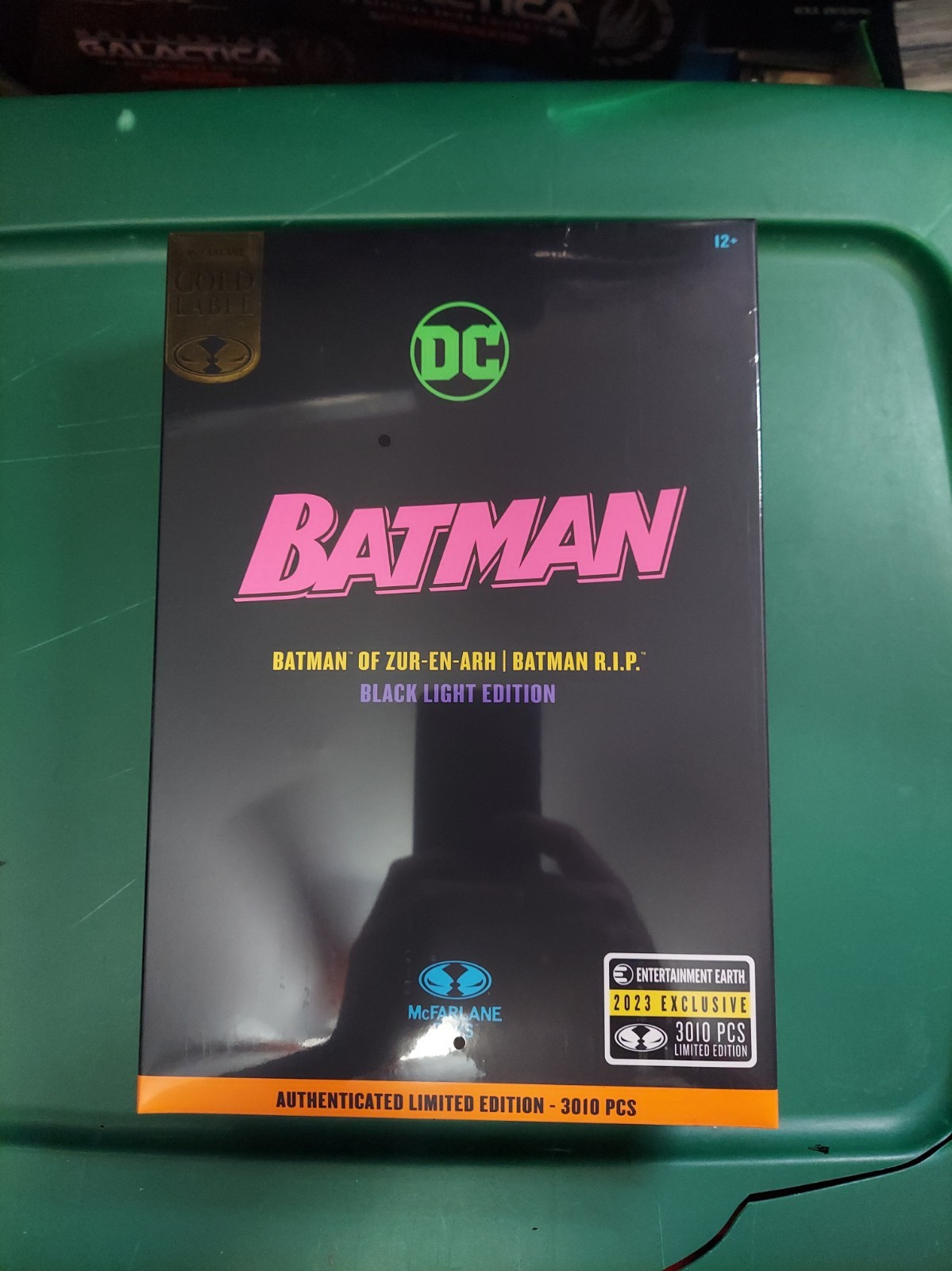 DC Multiverse Batman of Zur-En-Arh Batman R.I.P. Black Light SDCC Exclusive 