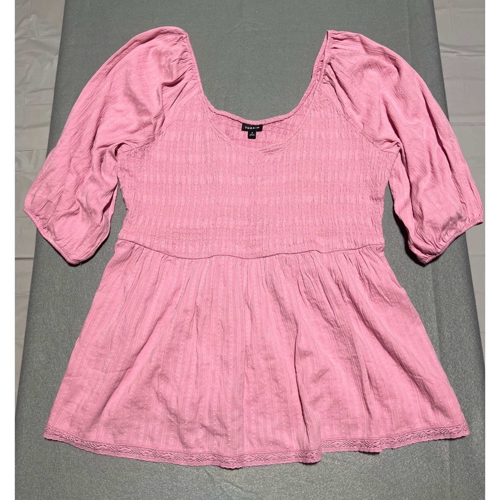 Torrid Pink Smocked Babydoll Top Plus Size 2 Puff Sleeve Lace Trim Dobby Stripe