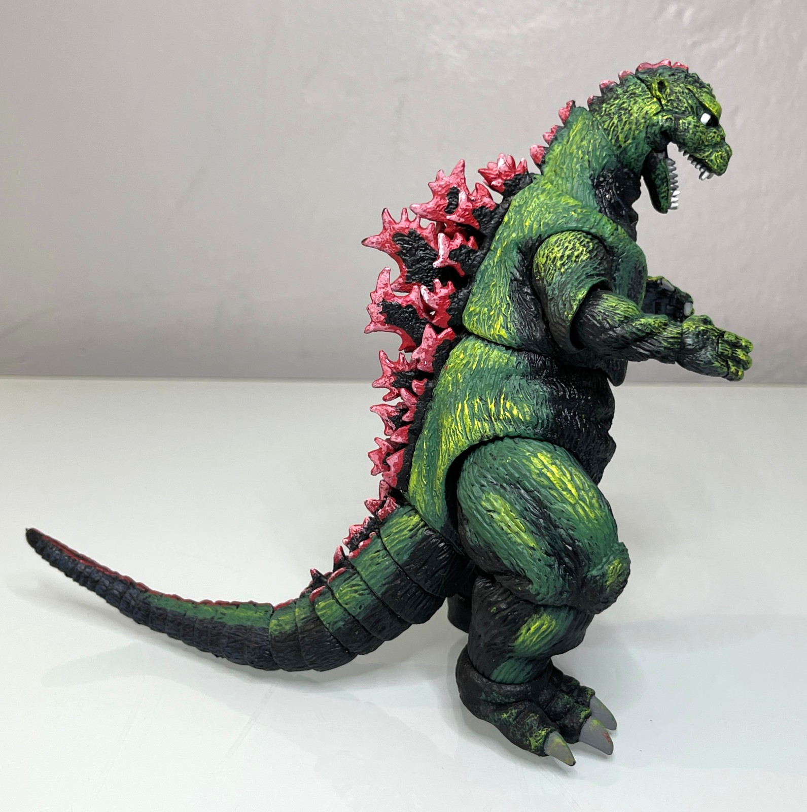NECA GODZILLA Poster Version Action Figure Loose Kaiju 1956 NECA GODZILLA Poster Version Action Figure Loose Kaiju 1956