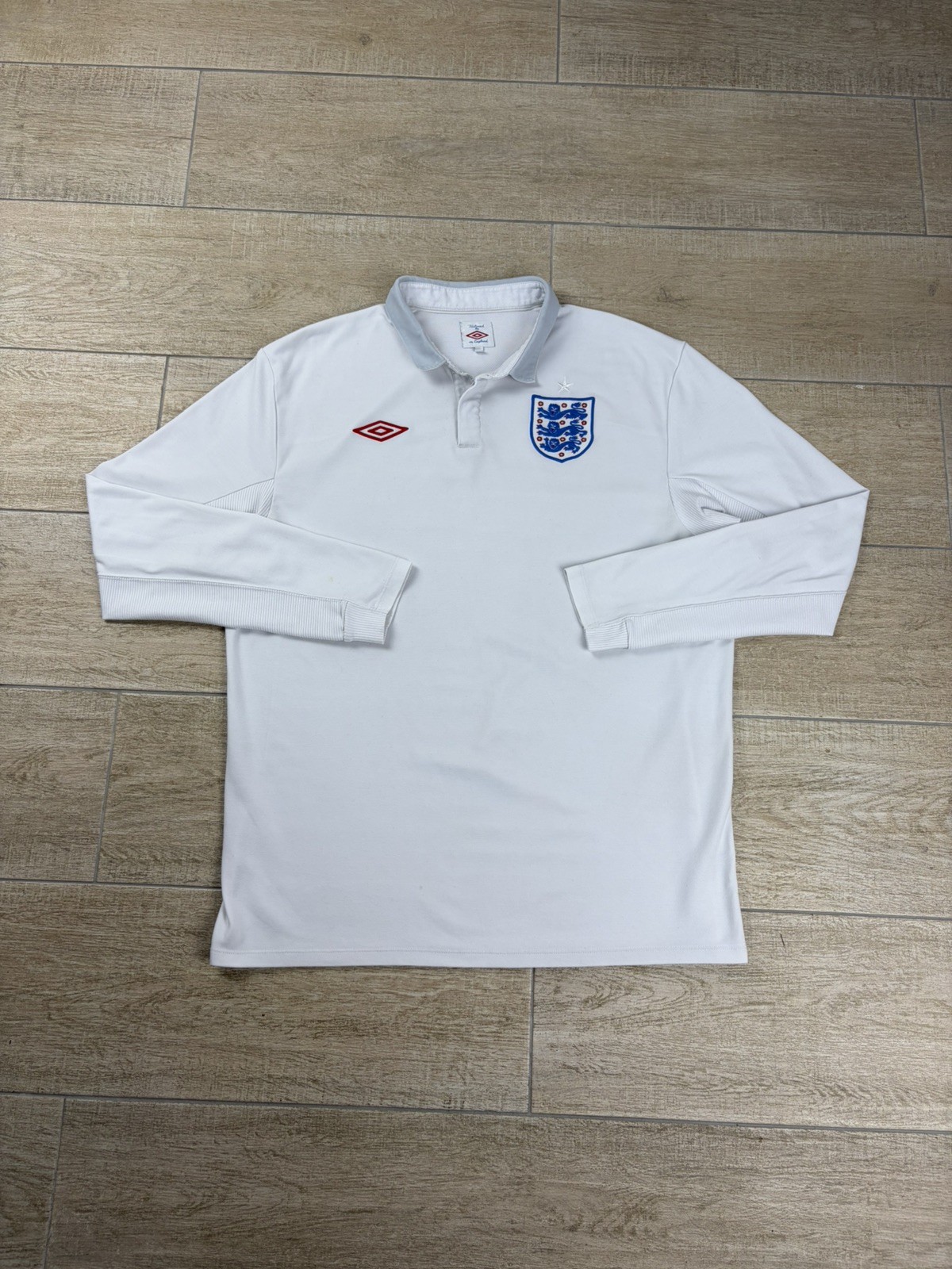 Umbro England 2009/10 Home Shirt Men’s XL White Long Sleeve Football World Cup Umbro England 2009/10 Home Shirt Men’s XL White Long Sleeve Football World Cup