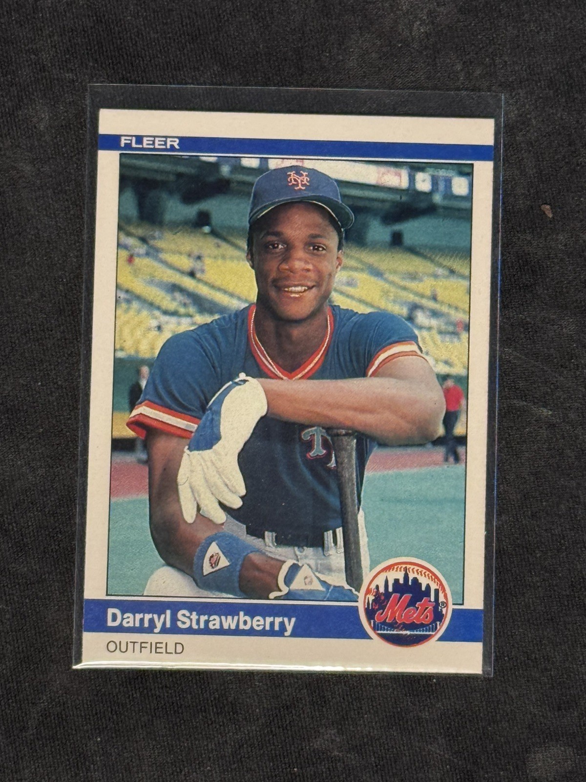 1984 Fleer - Darryl Strawberry #599 (RC) New York Mets 1984 Fleer - Darryl Strawberry #599 (RC) New York Mets