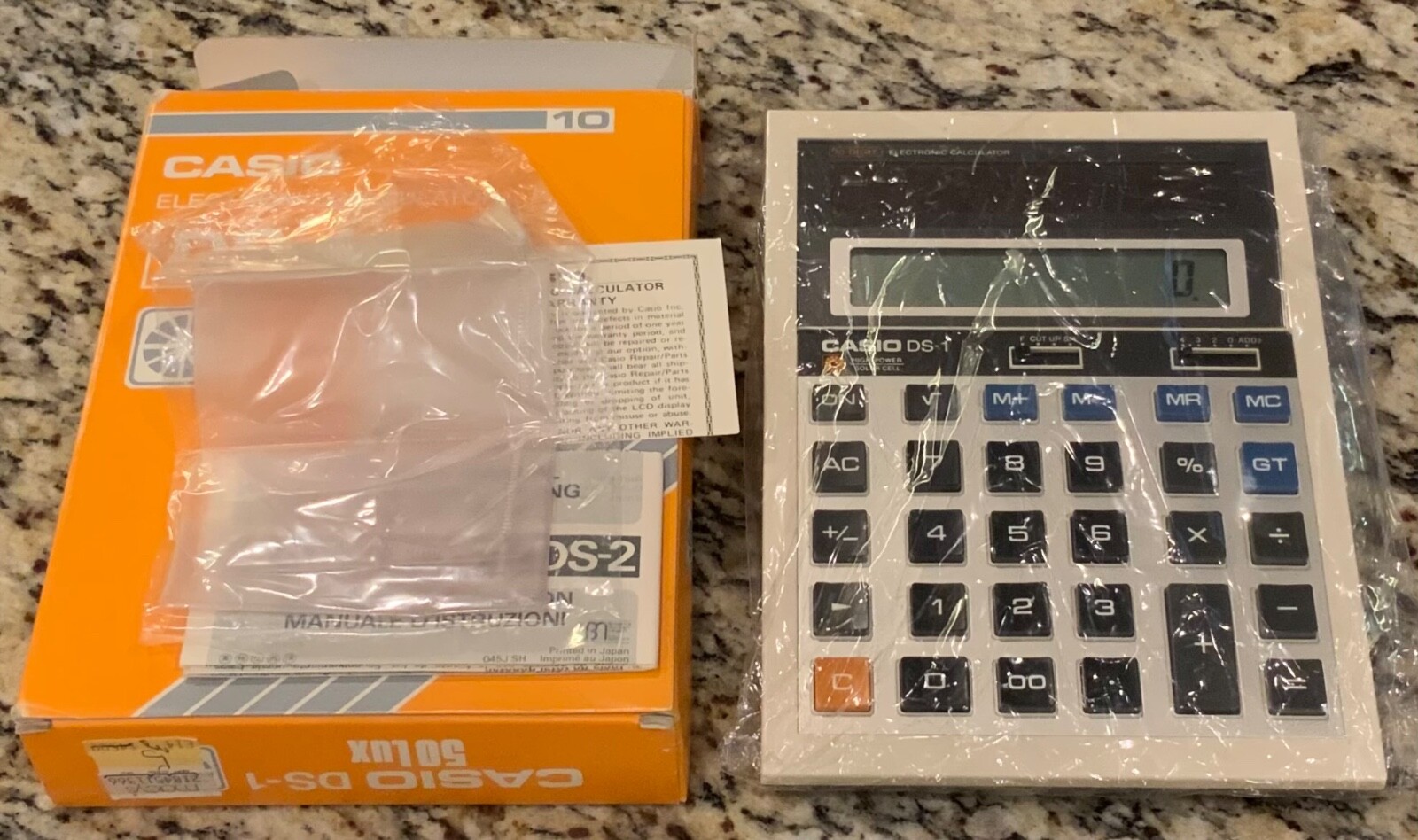 Casio DS-1 Calculator Original Box & Paperwork Great Condition Made in Japan Casio DS-1 Calculator Original Box & Paperwork Great Condition Made in Japan