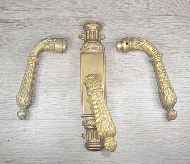 Antique Cremone Bolt With Matching Lever Handles Bronze Italy