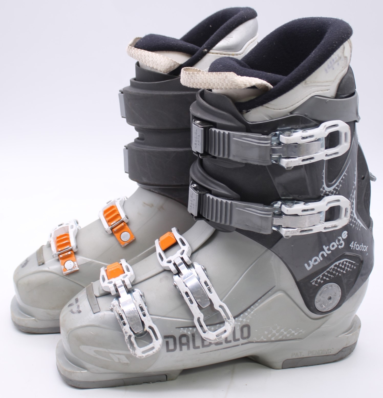 Dalbello Vantage 4Factor Women\'s Ski Boots - Size 8.5 / Mondo 25.5 Used