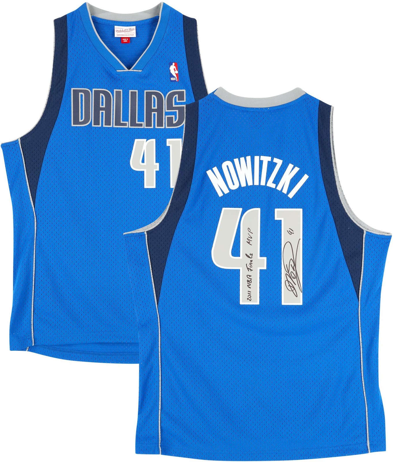 Dirk Nowitzki Mavericks Signed Mitchell & Ness 2010-11 Swingman Jersey w/Insc