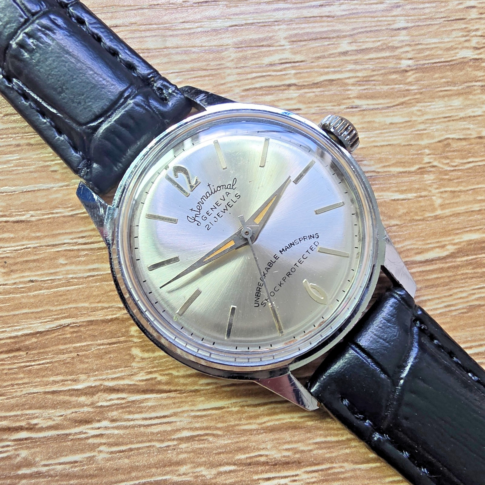Vintage International Geneva men\'s manual wind watch 21Jewels 1960s