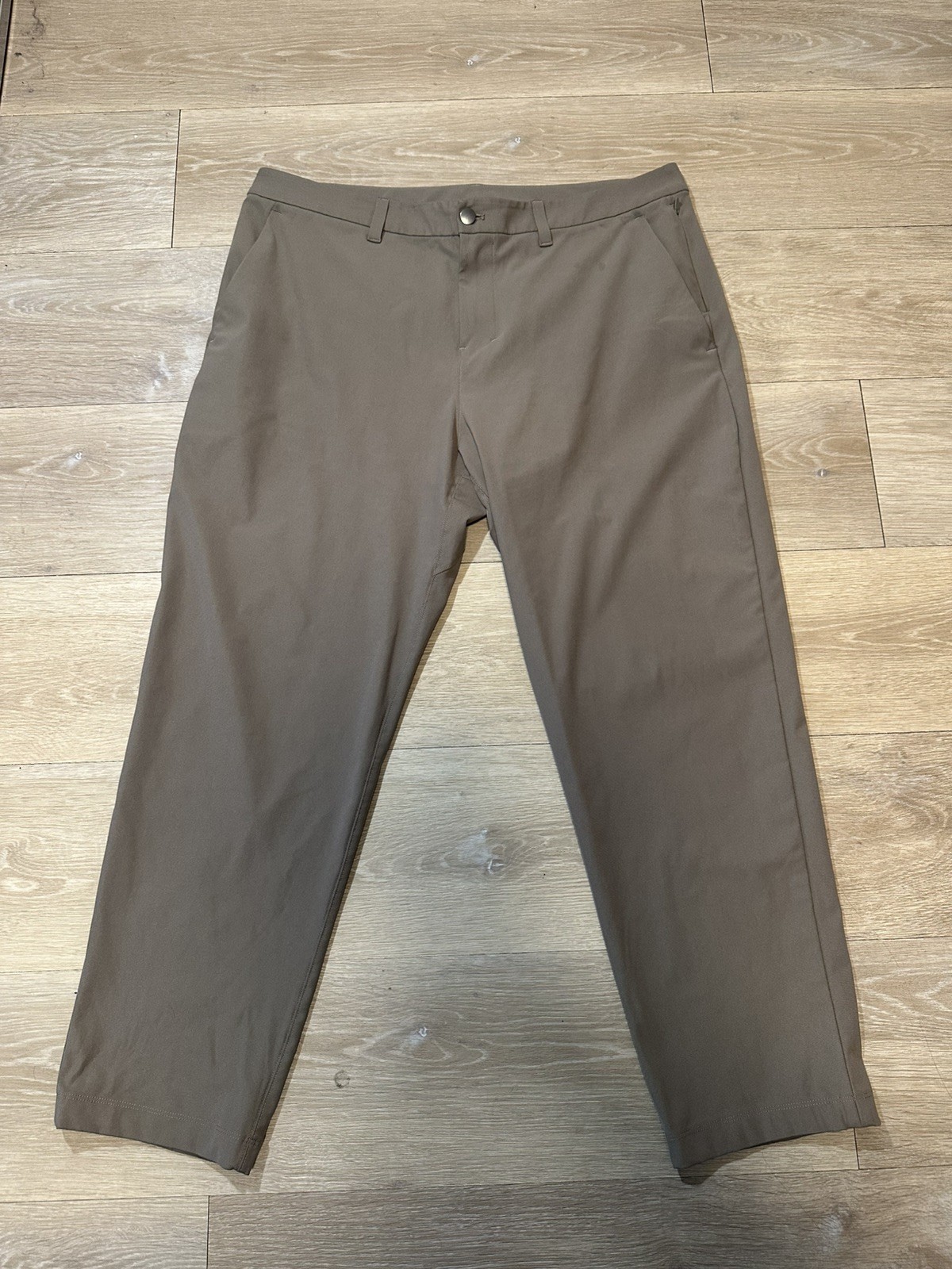 Lululemon Men\'s ABC Pants - 36x28 - Olive Green - Classic Fit Lululemon Men\'s ABC Pants - 36x28 - Olive Green - Classic Fit