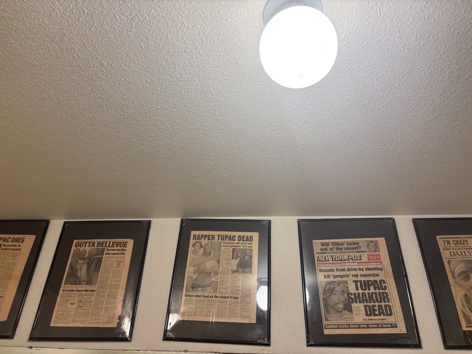Tupac Shakur Death 1996 NY Daily News & New York Post Original Collection Tupac Shakur Death 1996 NY Daily News & New York Post Original Collection