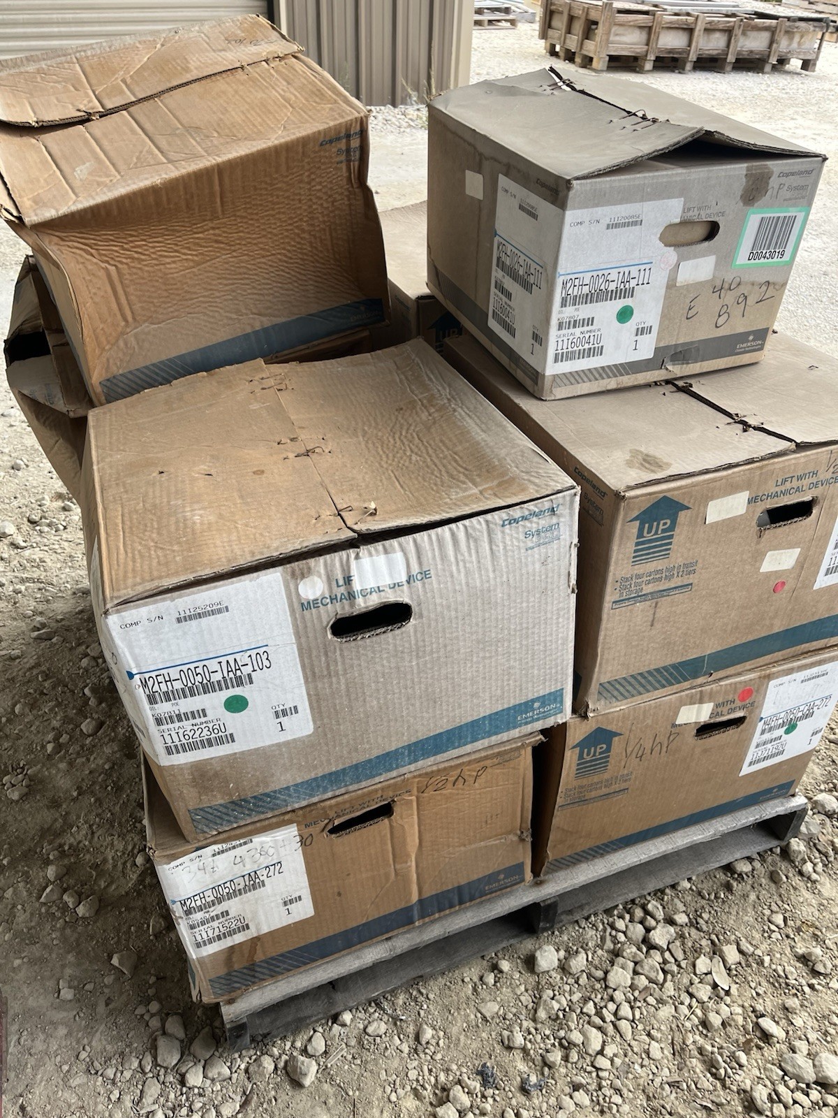NEW : Pallet Of 10 COPELAND Condenser Unit Various Sizes New Unused Old Stock NEW : Pallet Of 10 COPELAND Condenser Unit Various Sizes New Unused Old Stock