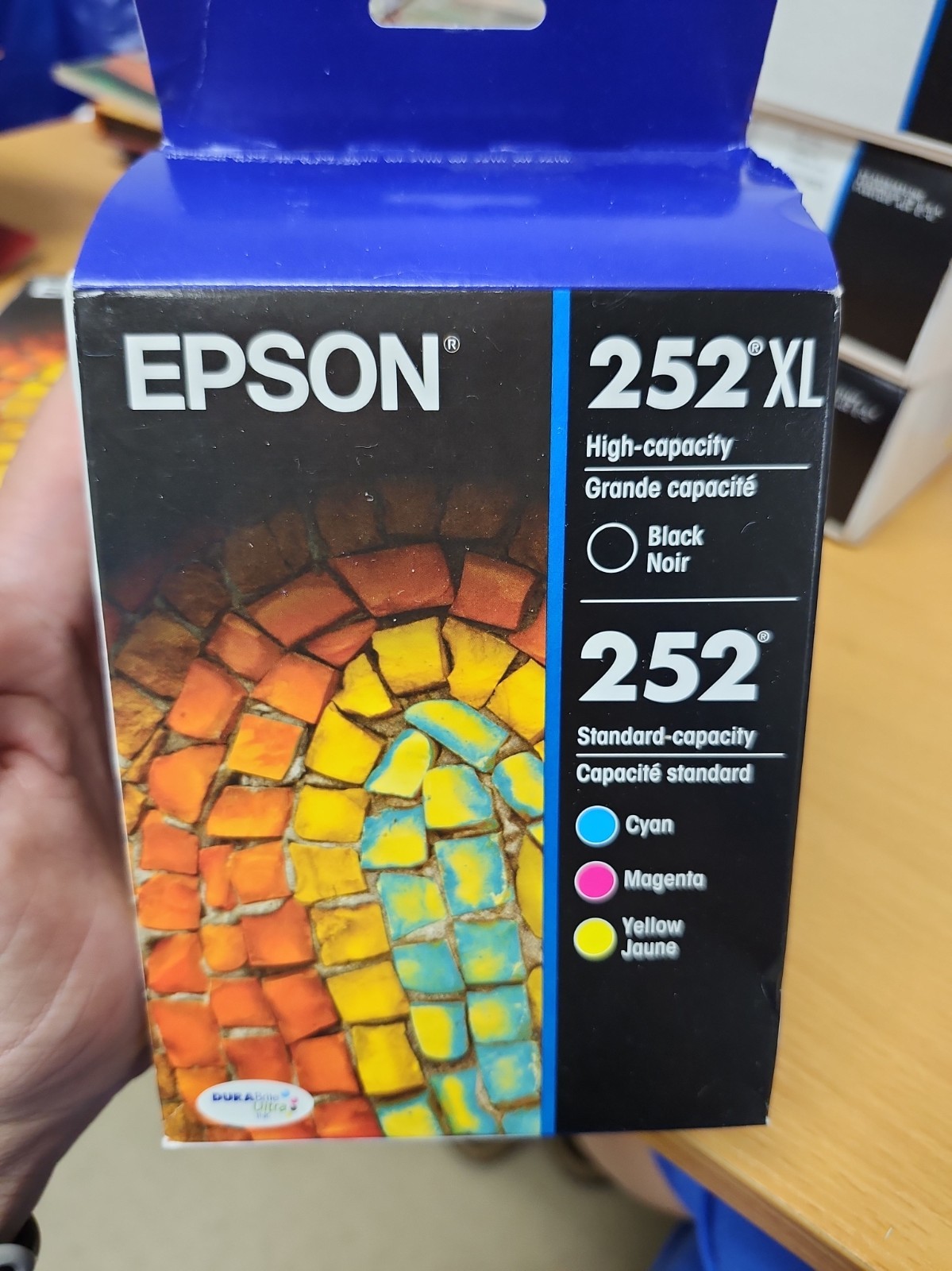 Epson 252XL/252 Black/Tri-Color Ink Cartridge 4 Pack Genuine Epson 252XL/252 Black/Tri-Color Ink Cartridge 4 Pack Genuine