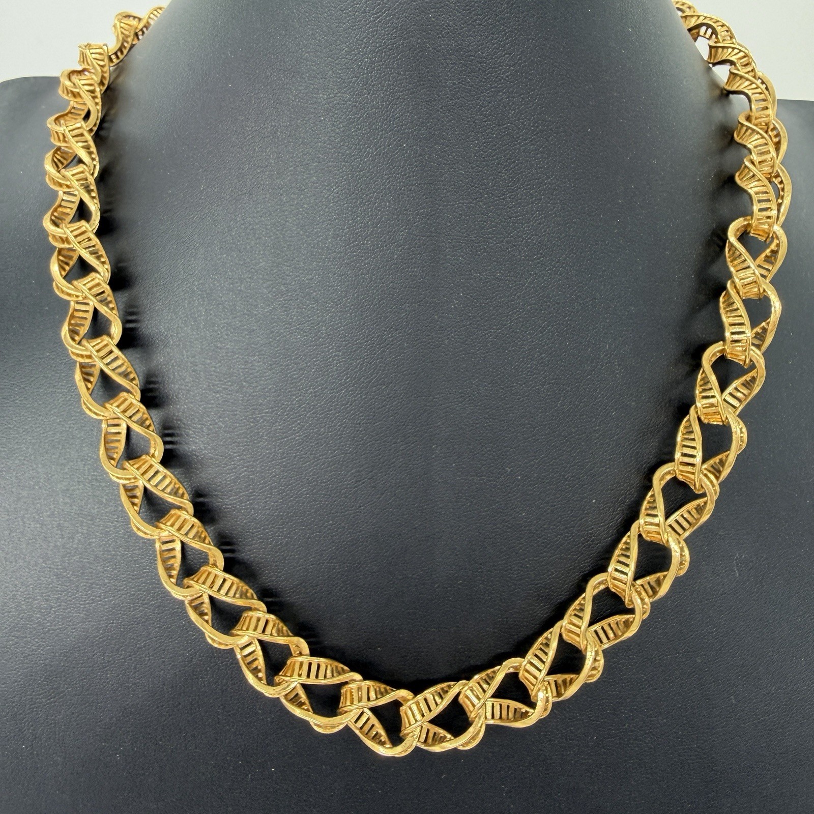 RARE Vintage Monet Necklace Chunky Gold Tone Statement Twisted Ribbon Runway RARE Vintage Monet Necklace Chunky Gold Tone Statement Twisted Ribbon Runway