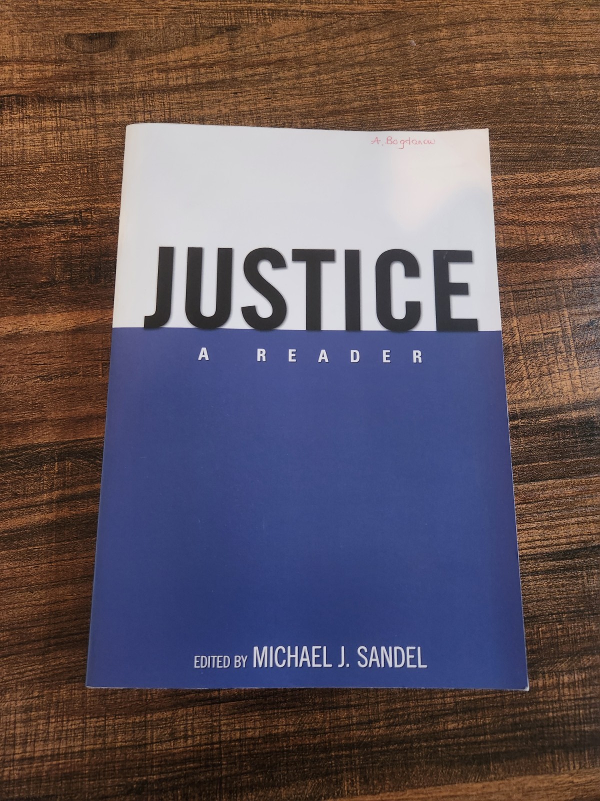 Justice : A Reader by Michael J. Sandel (2007) used 978-0-19-533512-5 Harvard Justice : A Reader by Michael J. Sandel (2007) used 978-0-19-533512-5 Harvard