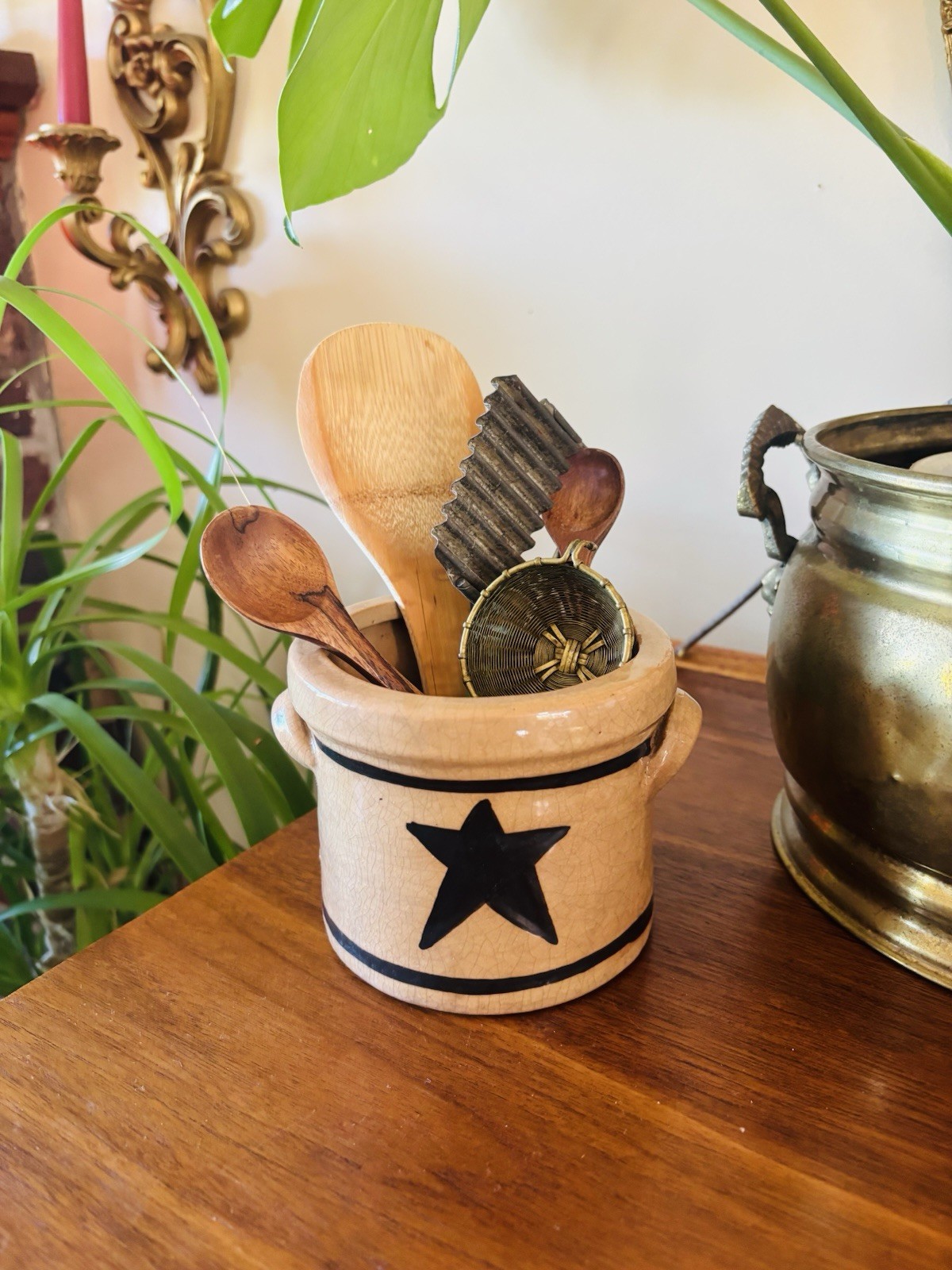 Primitive Stoneware Crock Black Star