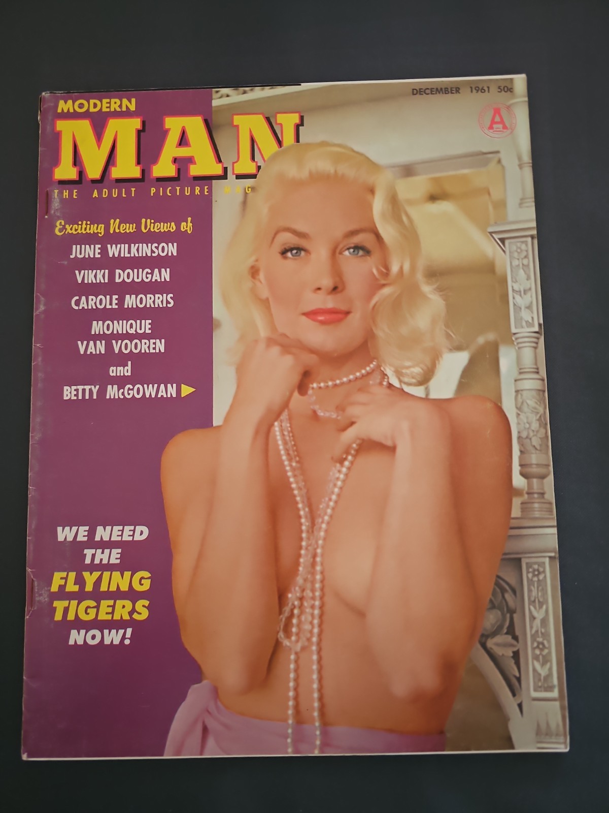 1961 December Modern Man Magazine Betty McGowan June Wilkinson Erotica (MH78)
