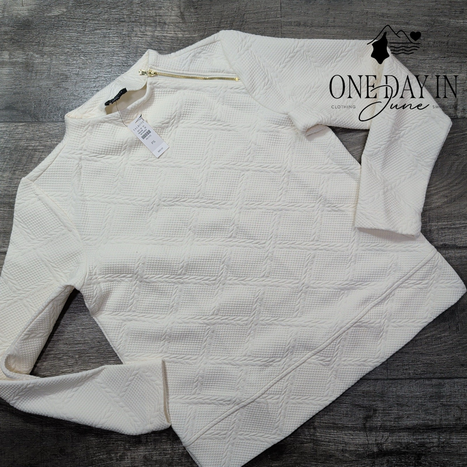 Talbots Petite Textured Jacquard Sweatshirt Side Zip Ivory NWT $89.50 Size PS Talbots Petite Textured Jacquard Sweatshirt Side Zip Ivory NWT $89.50 Size PS