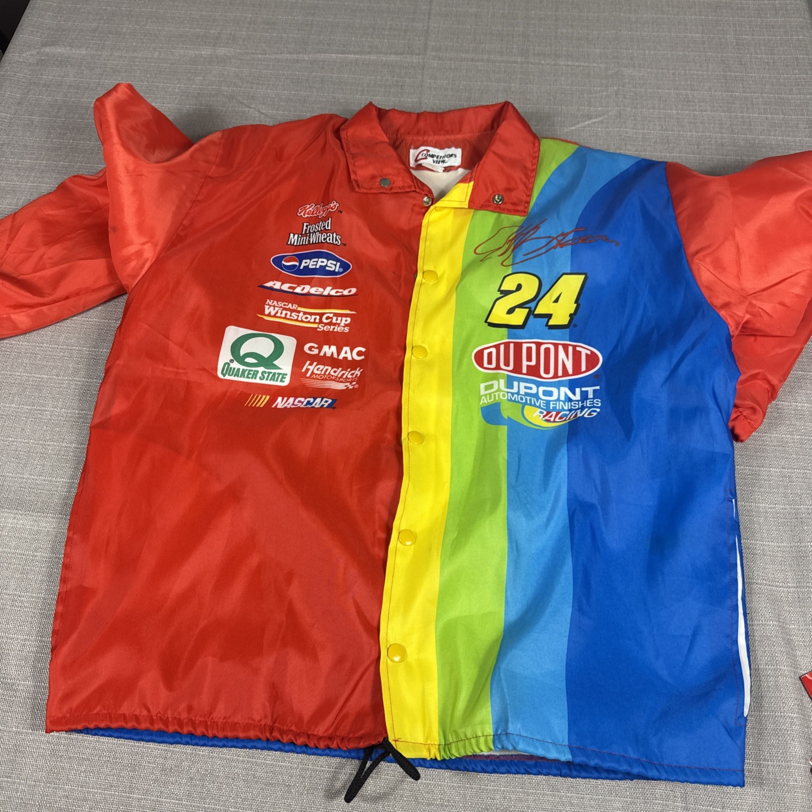 VTG NASCAR Racing team 90s Jeff Gordan 24 Dupont jacket,Competitors View Size L VTG NASCAR Racing team 90s Jeff Gordan 24 Dupont jacket,Competitors View Size L
