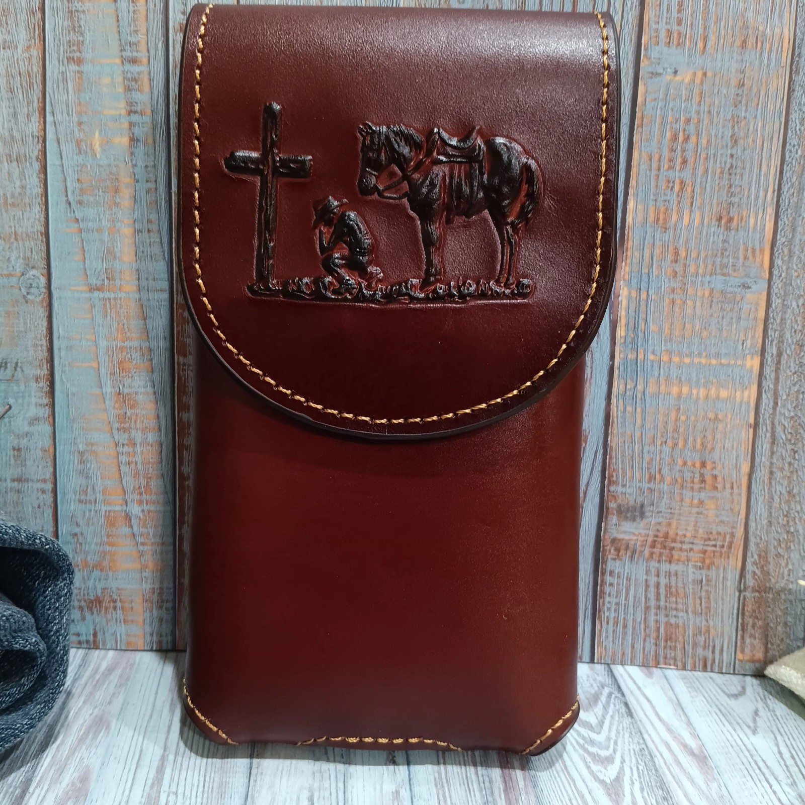 Montana West Belt Loop Phone Holster Praying Cowboy Genuine Leather Embossed 7 Montana West Belt Loop Phone Holster Praying Cowboy Genuine Leather Embossed 7