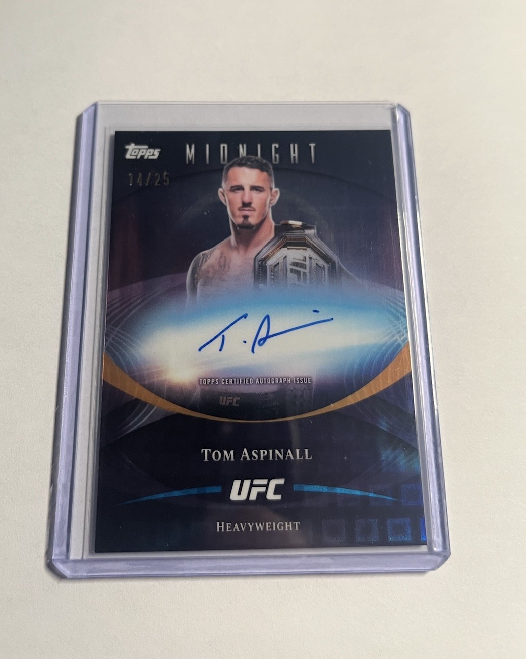 2026 Topps Midnight UFC Base Autograph Variation Tom Aspinall Moonrise - 14/25