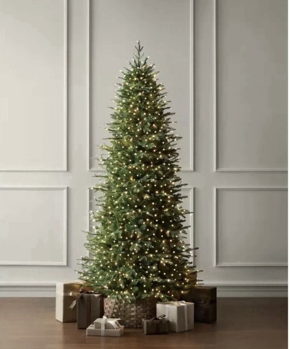 7.5 Ft Pre-Lit SMART SLIM Grand Duchess Twinkling Balsam Fir LED Tree T26