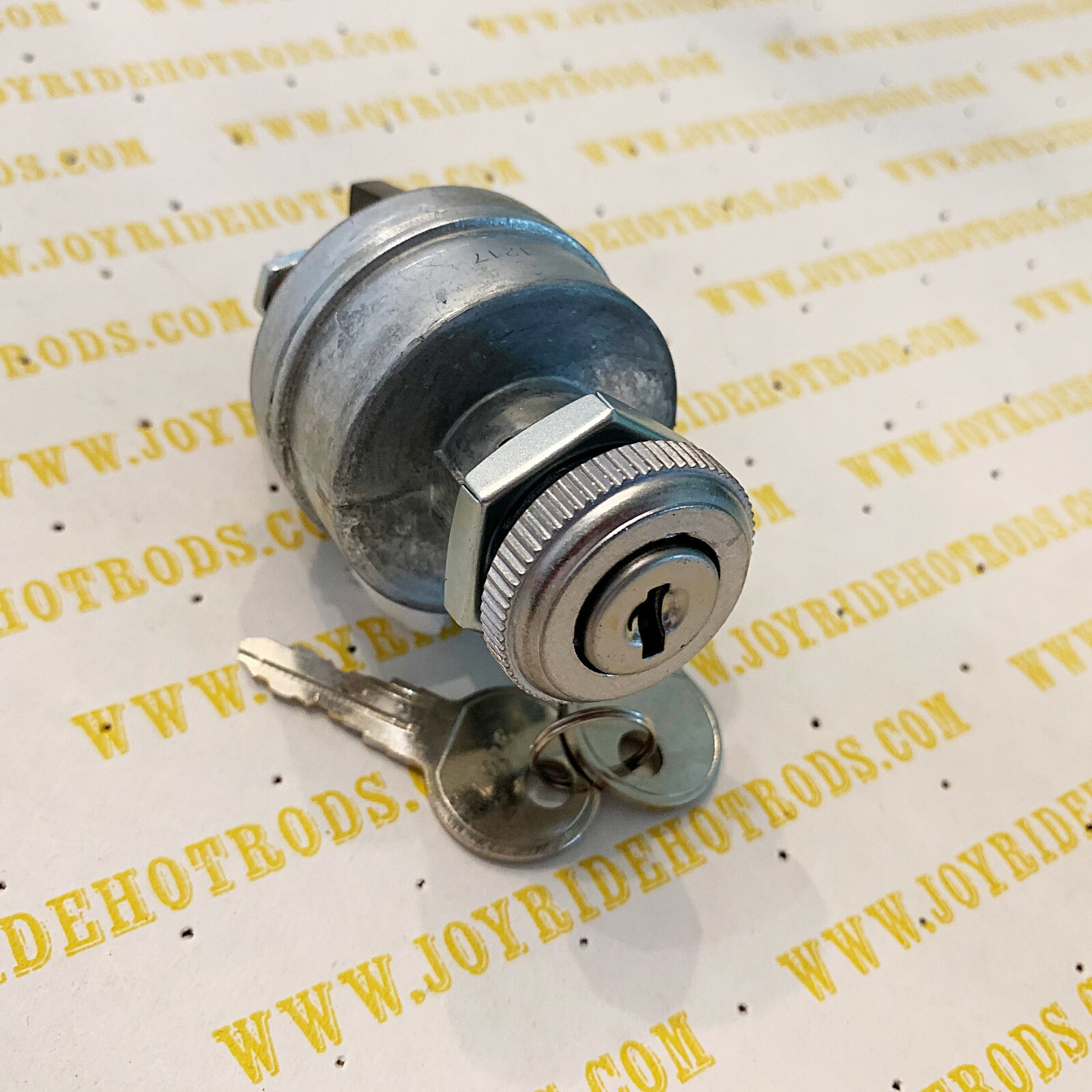 Custom, Hot Rod, Universal Keyed Ignition Switch With Ribbed Alum Bezel - 12V Custom, Hot Rod, Universal Keyed Ignition Switch With Ribbed Alum Bezel - 12V