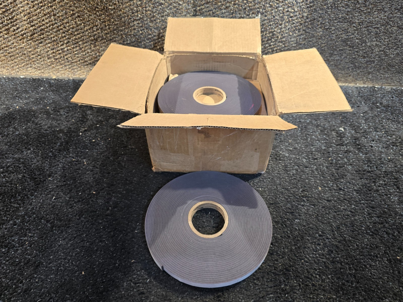(QTY 7) PLASTIFORM PERMANENT MAGNET ROLL 3/4\