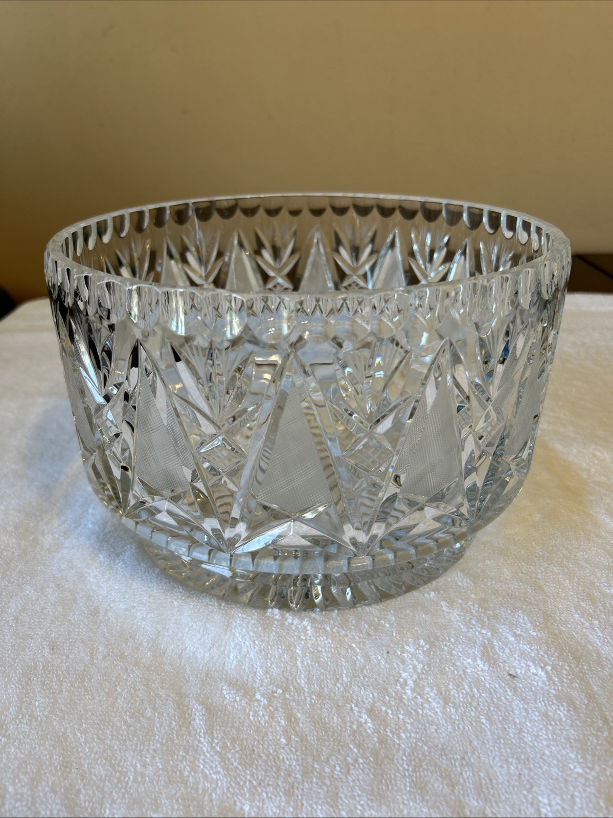 Massive 10lb Bohemian Cut Lead Crystal Centerpiece Bowl – 10” Diameter Massive 10lb Bohemian Cut Lead Crystal Centerpiece Bowl – 10” Diameter
