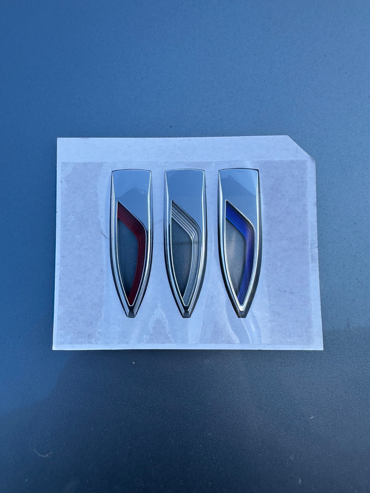 Fits Buick Envision Front Hood Emblem Goes From 2024-2025 Models Fits Buick Envision Front Hood Emblem Goes From 2024-2025 Models