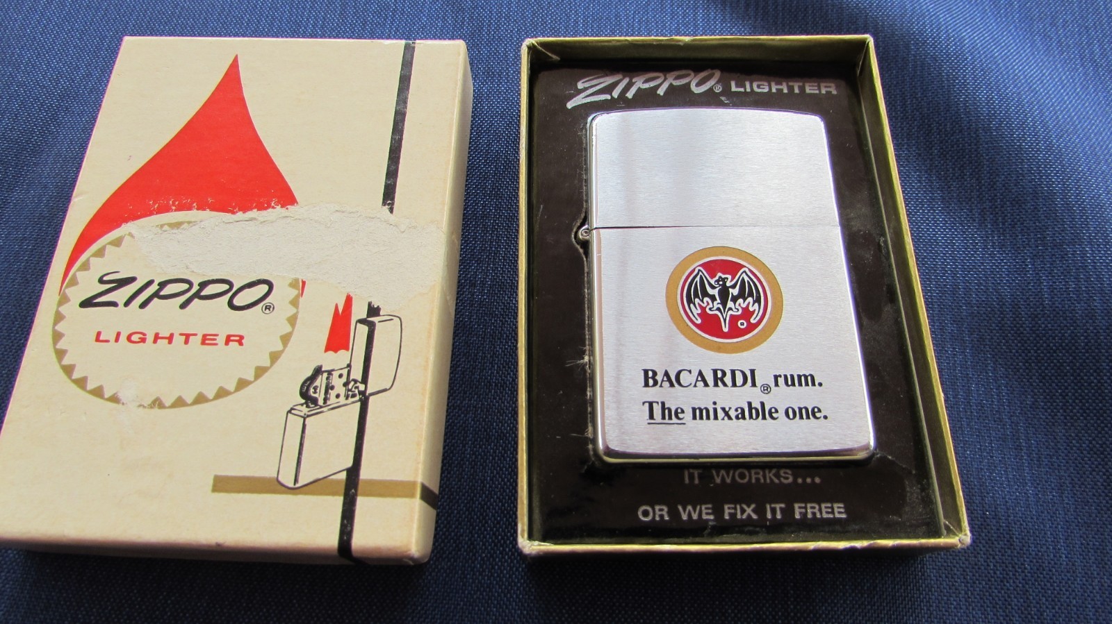 VINTAGE 1974 BACARDI RUM ADVERTISING ZIPPO LIGHTER IN BOX
