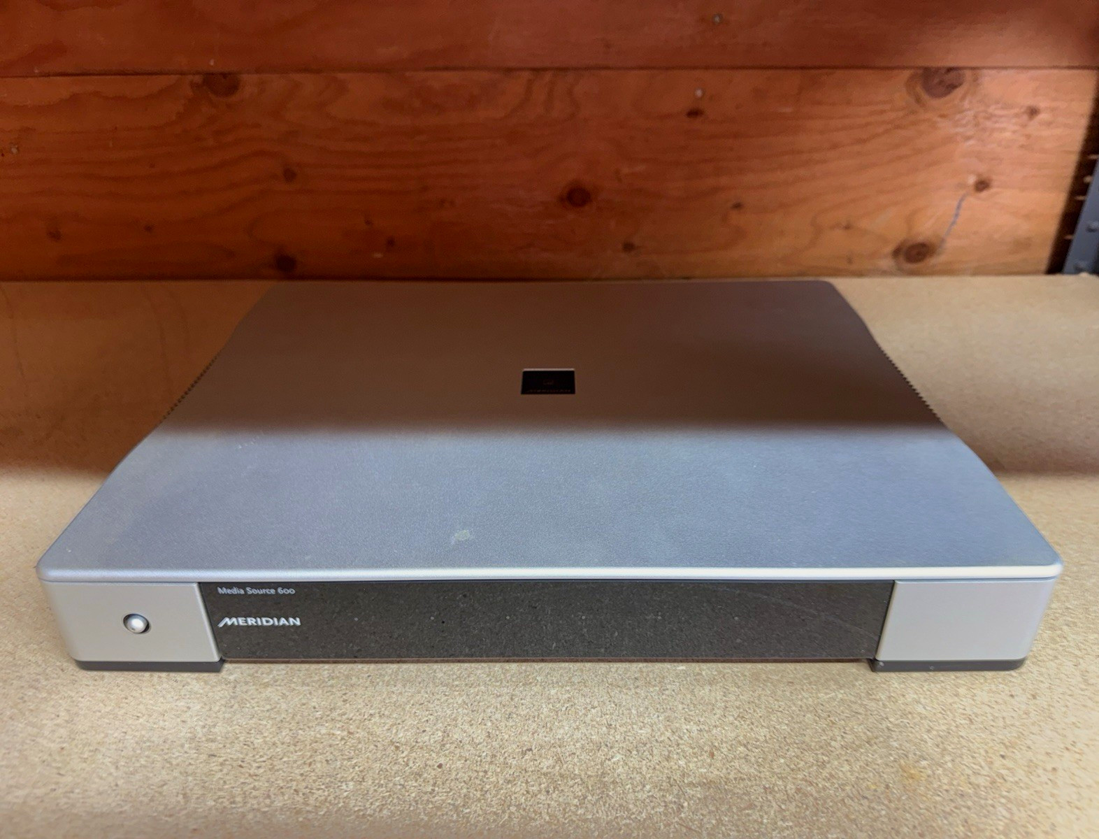 Meridian Media Source 600 MS600 2-Channel Media Source Component Silver/Black Meridian Media Source 600 MS600 2-Channel Media Source Component Silver/Black