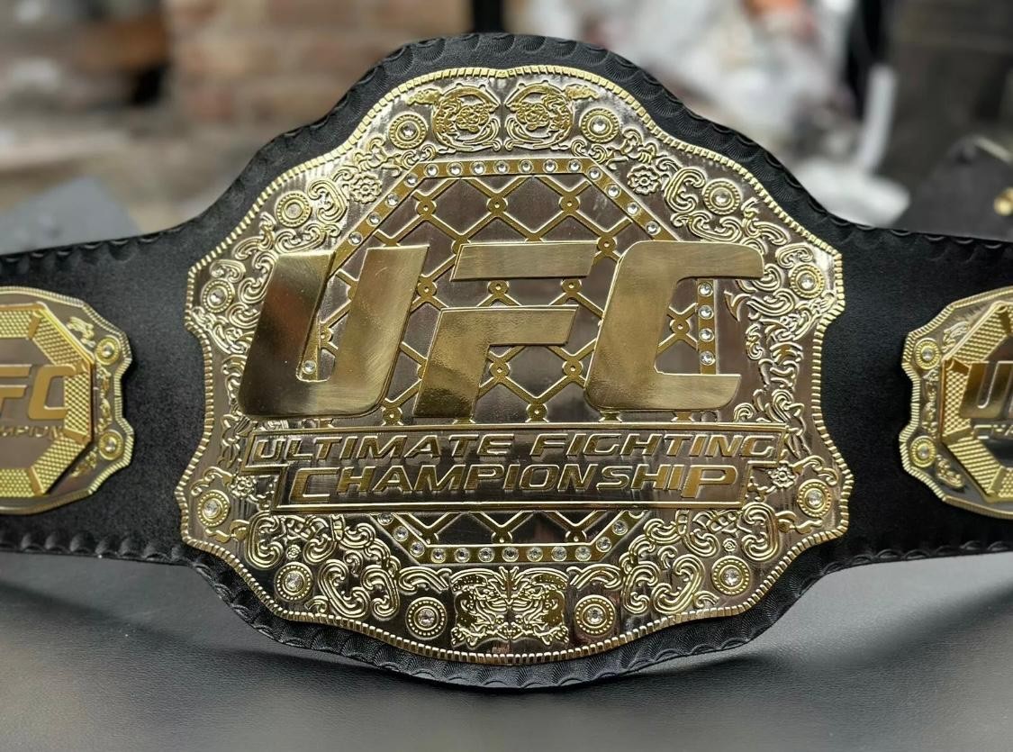 UFC Ultimate Championship Replica Belt 2mm Brass Brand New Adult UFC Ultimate Championship Replica Belt 2mm Brass Brand New Adult