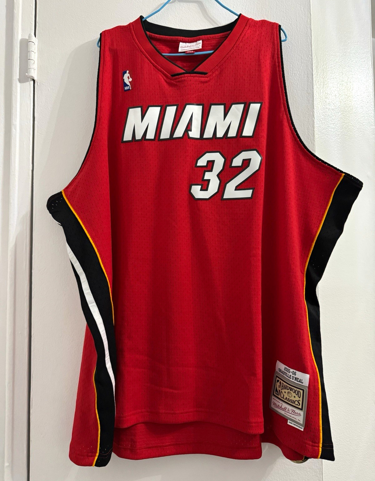 NWOT Mitchell & Ness Hardwood Classics Shaquille O\'Neal Heat #32 NBA Jersey 3XL NWOT Mitchell & Ness Hardwood Classics Shaquille O\'Neal Heat #32 NBA Jersey 3XL