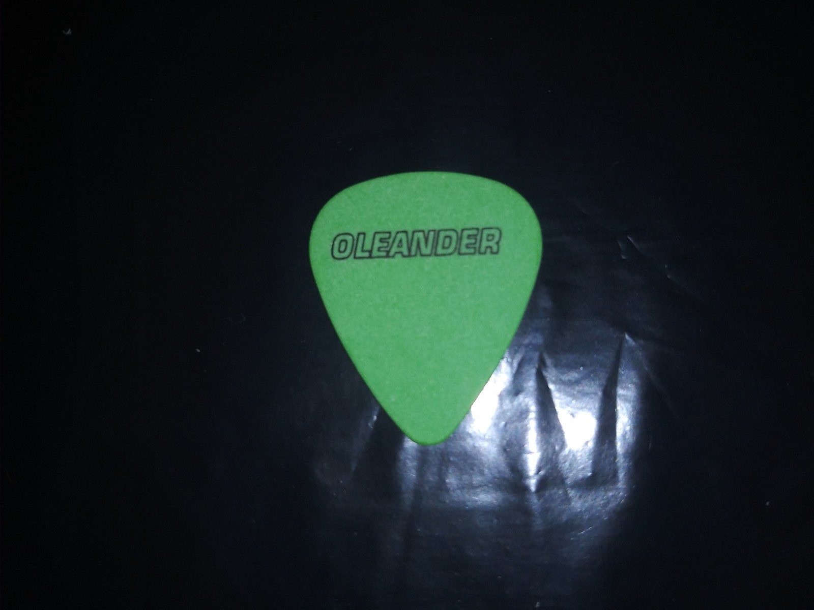 OLEANDER Band Logo Ric Ivanisevich Signature 2001 Unwind Tour New GUITAR PICK OLEANDER Band Logo Ric Ivanisevich Signature 2001 Unwind Tour New GUITAR PICK