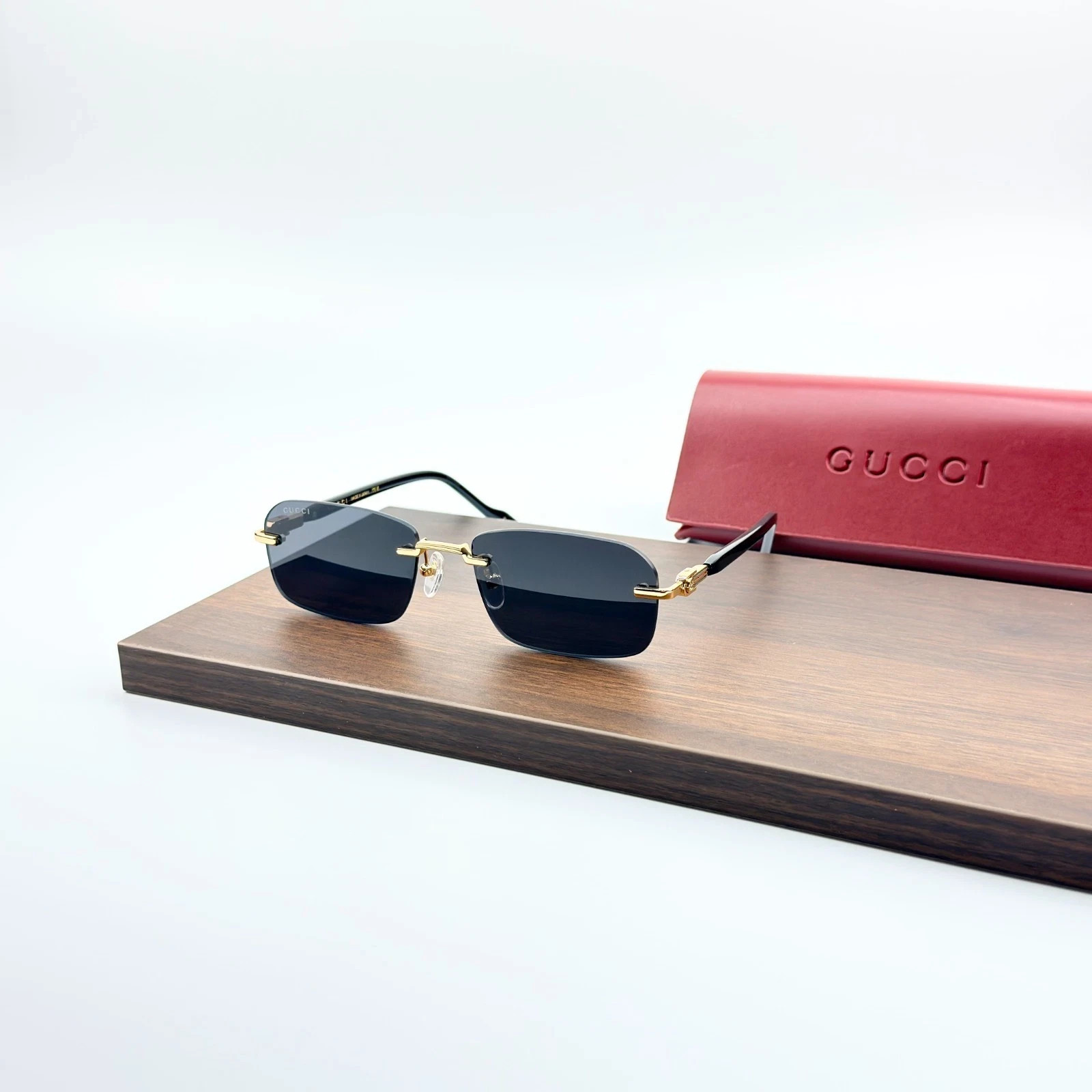Gucci GG1221S 001 Sunglasses Gold Black Rimless Gray Lens Italy Made