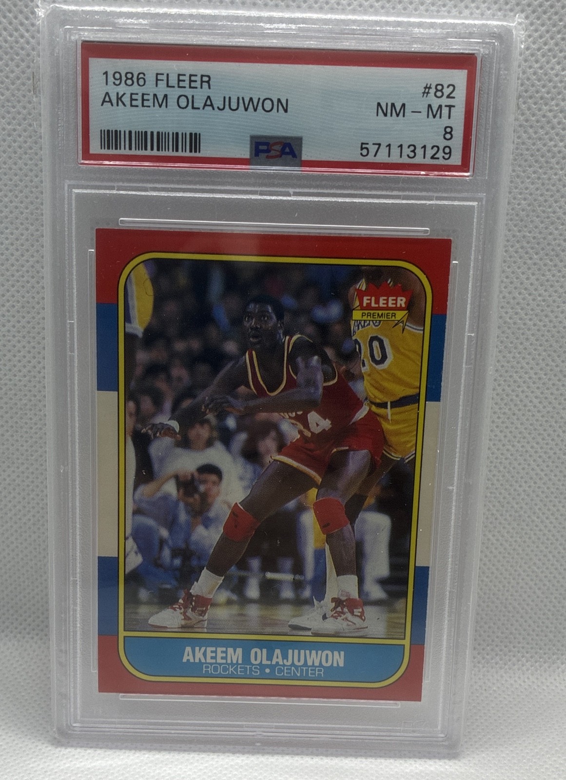 1986-87 Fleer - Hakeem Olajuwon #82 (RC) 1986-87 Fleer - Hakeem Olajuwon #82 (RC)